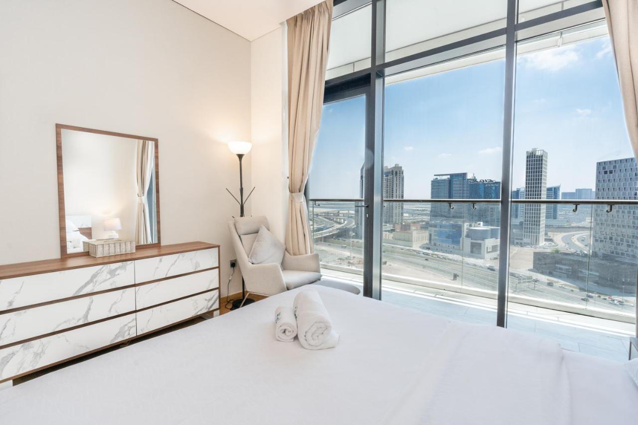 Fam Living - Rp Heights - 3 Mins Walk To Burj Khalifa & Dubai Mall Downtown Dubai Exterior foto