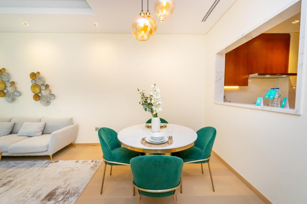 Fam Living - Rp Heights - 3 Mins Walk To Burj Khalifa & Dubai Mall Downtown Dubai Exterior foto