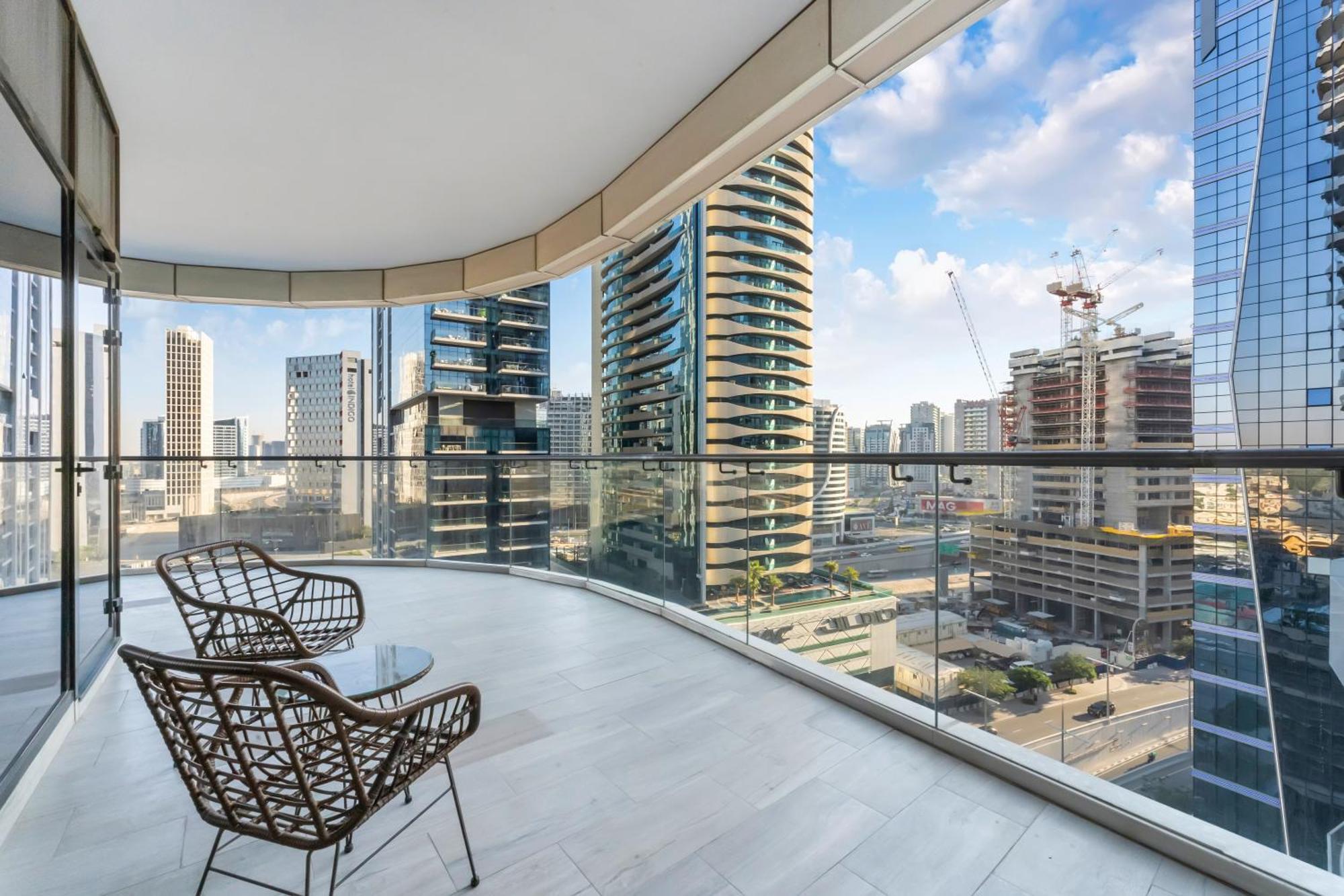 Fam Living - Rp Heights - 3 Mins Walk To Burj Khalifa & Dubai Mall Downtown Dubai Exterior foto